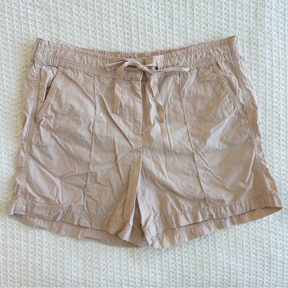 LOFT Lou & Grey beige pink midi shorts